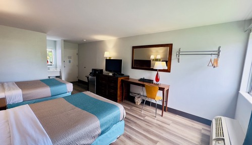 Standard Room, 2 Double Beds, Non Smoking