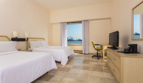 Deluxe View Plus, 2 Double Beds