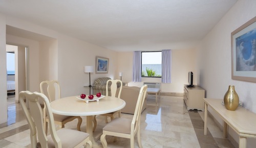 Junior Suite, 1 King Bed
