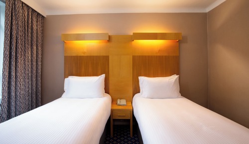 Twin Room, Park View