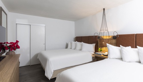 One Bedroom Standard View Suite Two Queens