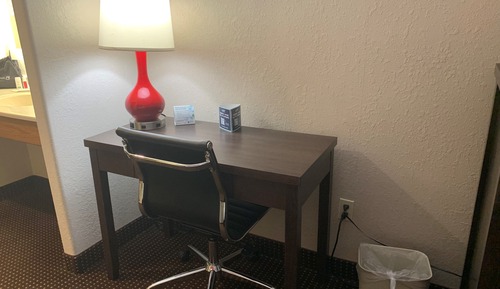 Premium Room, 1 King Bed, Hot Tub (2nd Floor)