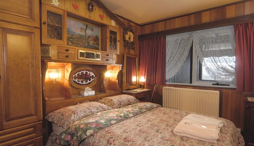 Deluxe Single room