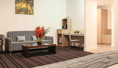 Deluxe Room, 1 King Bed