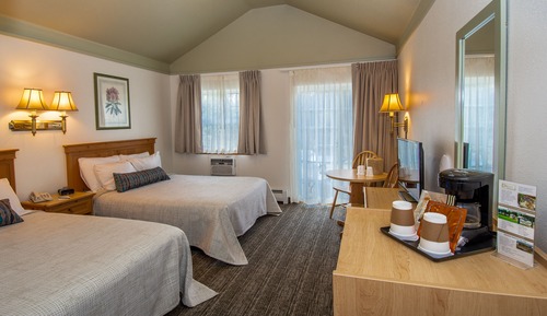 Cottage, 2 Queen Beds, River View