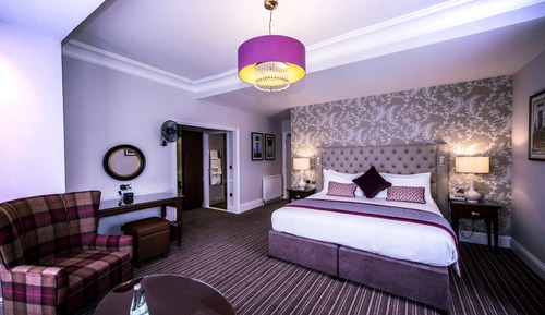Suite, 1 King Bed, Non Smoking (Manor House Suite)