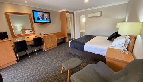 Superior Room, Multiple Beds, Non Smoking, Microwave