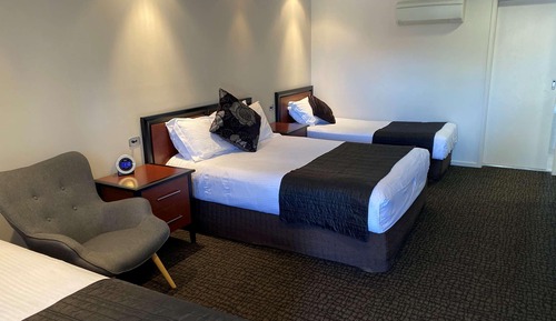 Family Room, Multiple Beds, Non Smoking, Microwave