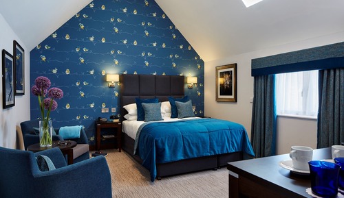 Signature Suite