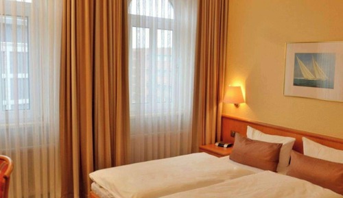 Standard Room, 2 Twin Beds