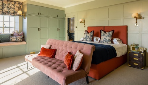  Castle Suite