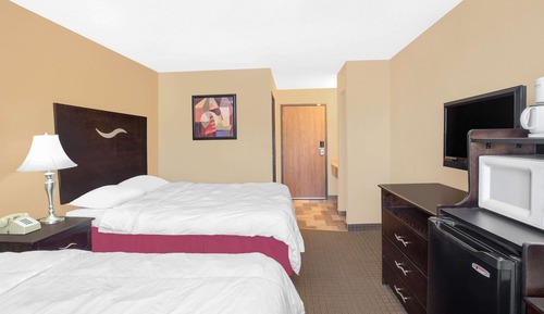 Standard Room, 2 Queen Beds