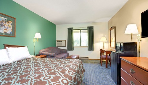 Room, 1 King Bed, Non Smoking