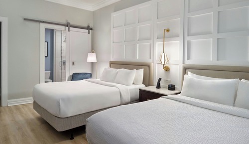 Studio Suite, 2 Queen Beds (Hearing Accessible)