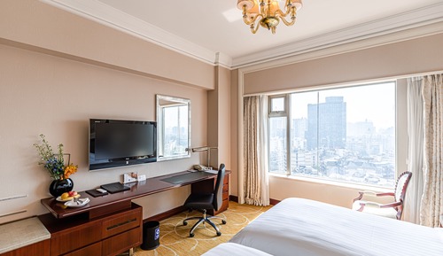 	 Deluxe Room Twin