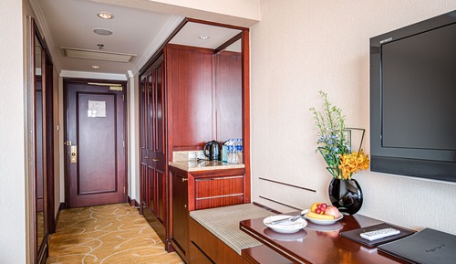 Deluxe Room King