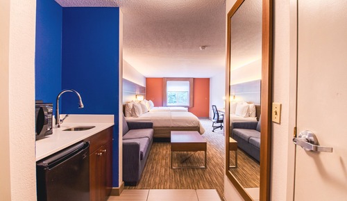 Suite, 1 King Bed