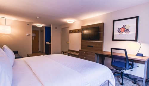 Standard Room, 1 King Bed, Accessible (Mobility)