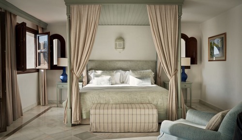 Luxury Suite, 2 Bedrooms, Jetted Tub