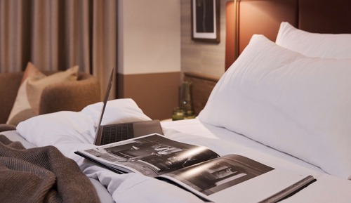 Rydges Deluxe Corner King