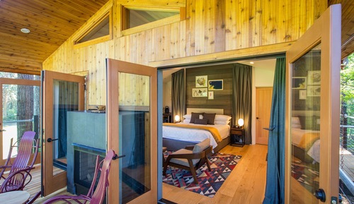 Tree House (Spruce)