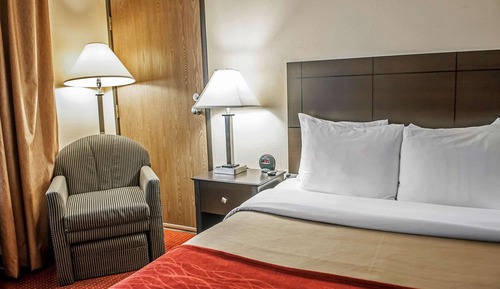 Room, 1 Queen Bed, Accessible, Non Smoking (Accessible Tub)