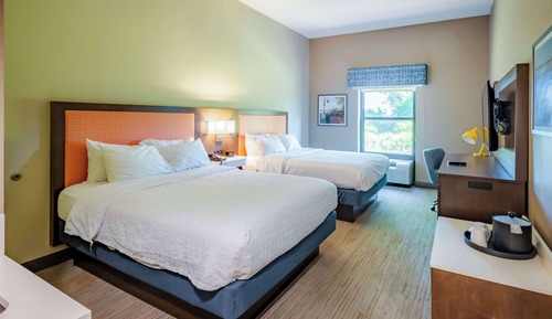 Two queen beds non-smoking