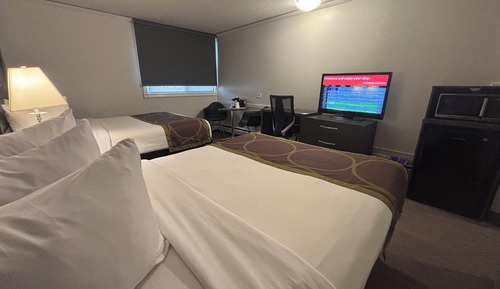 Room, 2 Queen Beds, Non Smoking