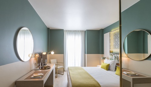 Deluxe Double Room with Sanctuary View