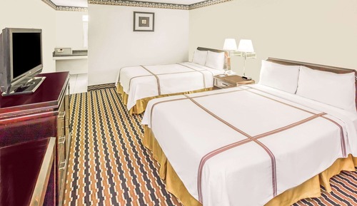 Double Room, 2 Double Beds