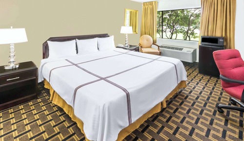 Standard Room, 1 King Bed, Smoking