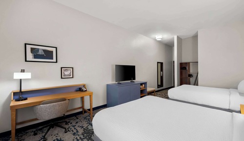 Room, 2 Queen Beds, Accessible, Non Smoking