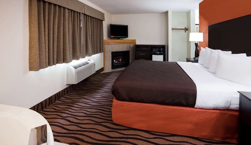 Superior Suite, 1 King Bed, Non Smoking (Second Floor)