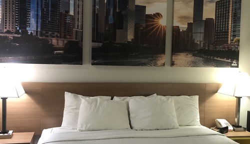 Standard Room, 1 King Bed, Accessible, Non Smoking