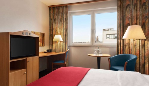 Standard Room, 1 King Bed, Non Smoking