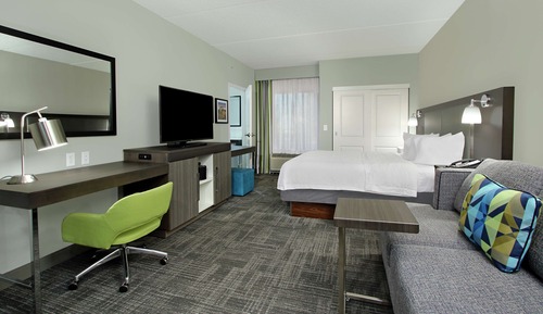 Suite, 1 King Bed, Non Smoking