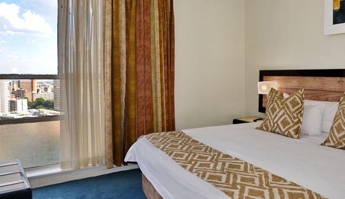 Suite (Universal)
