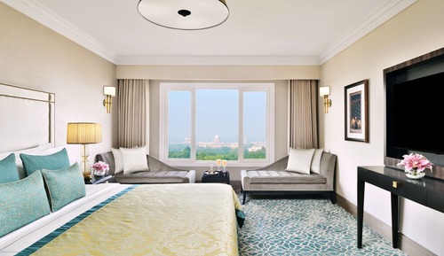 Taj Club, Club Room