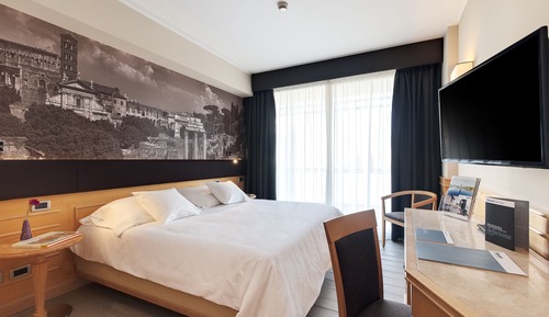 Room (2x2 Family Plan)