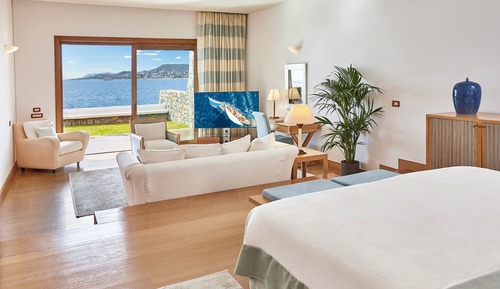 Suite (Mediterranean)