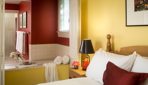 07-Quilt room