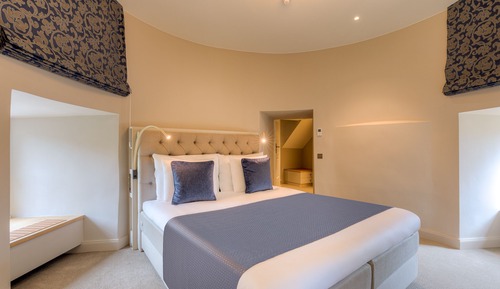 Premium Suite, Tower