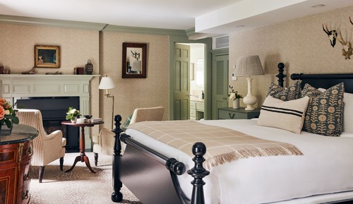Junior Suite, 1 King Bed, Fireplace (May's Annex)