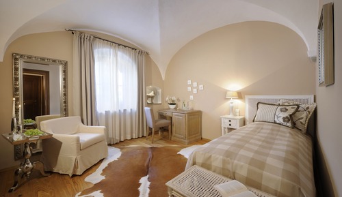 Economy Single Room