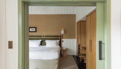 Signature Suite