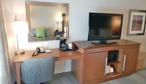 Standard Room, 1 King Bed, Accessible, Non Smoking