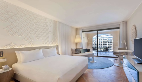 Deluxe Room, 1 King Bed, Non Smoking, Marina View