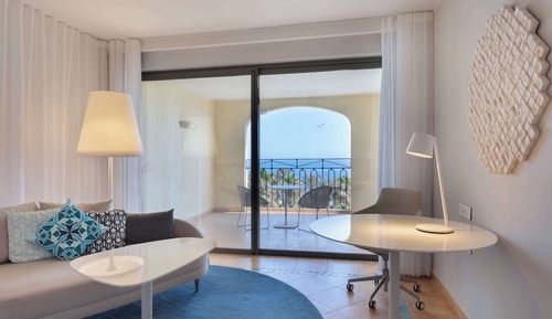 Deluxe Room, 1 King Bed, Non Smoking, Sea View