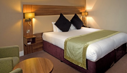 Standard Room, 1 Queen Bed