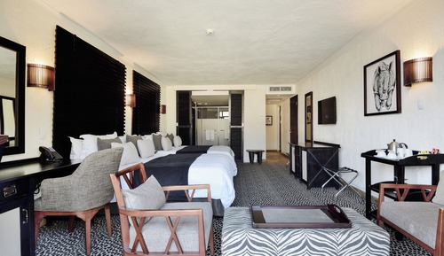 Standard Queen Room